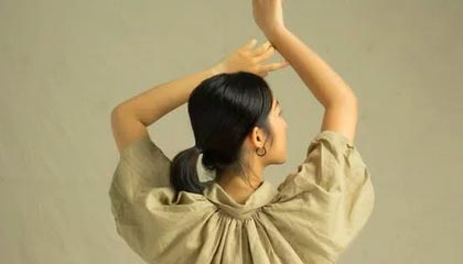 杏彩体育直播-大佬认可！詹姆斯：何其幸运湖人夏天签下了霍华德